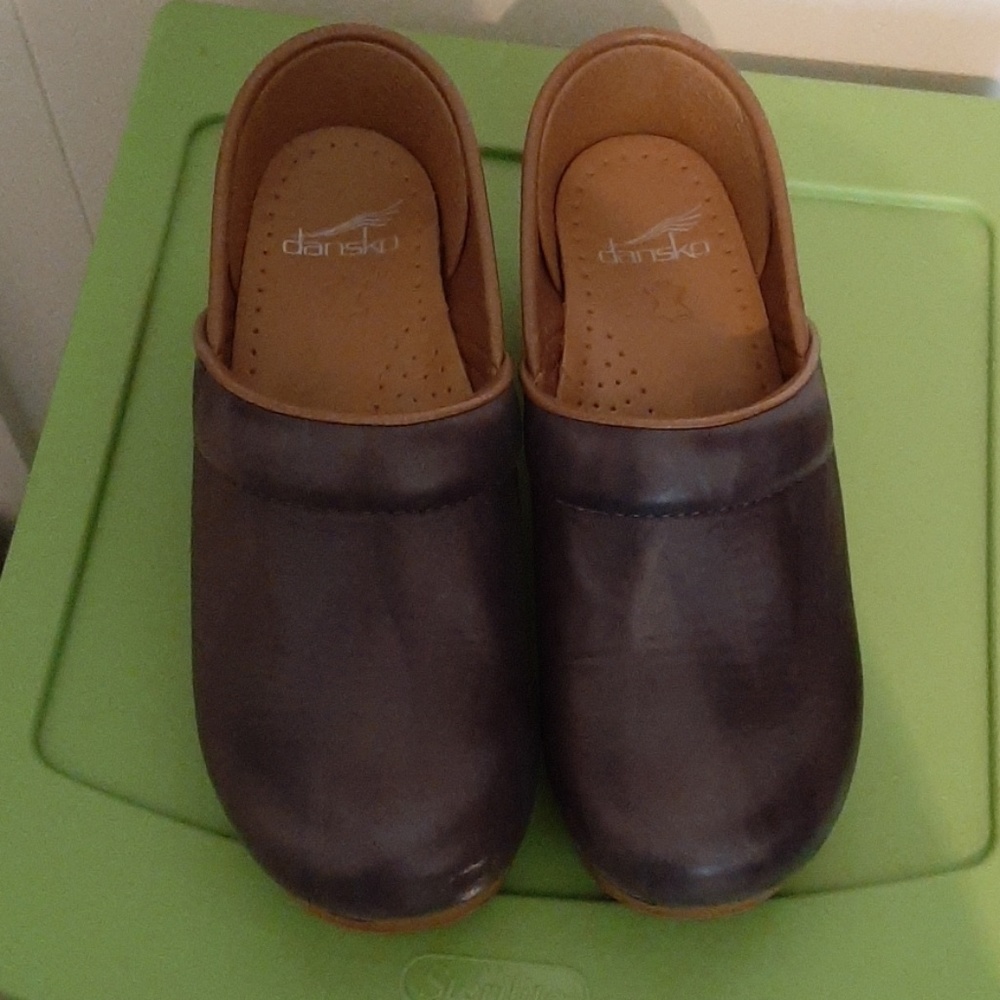 Two tone danskos